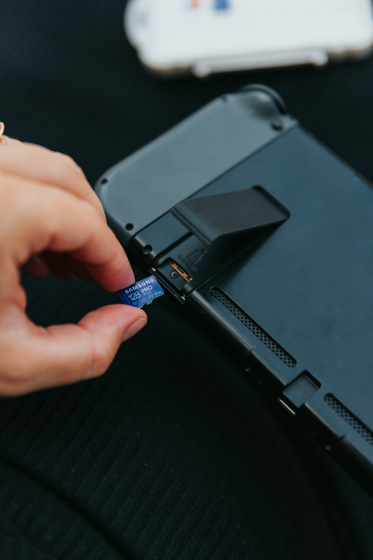 Understanding the Essential Features for Choosing a Matco Type Battery Holder - WM Prints LLC